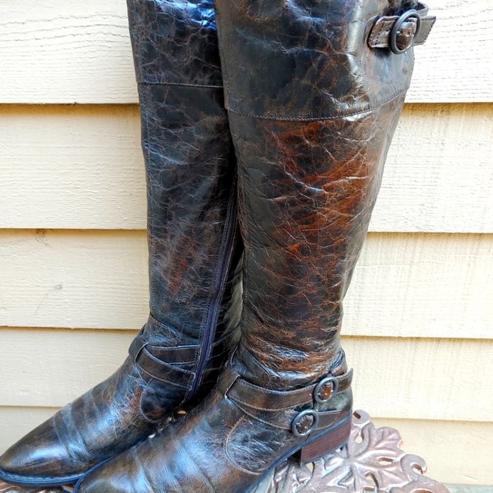 Born Crown Womens Lira Boot
